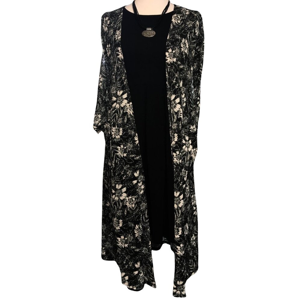 LuLaRoe Sarah Duster – Midnight Bloom